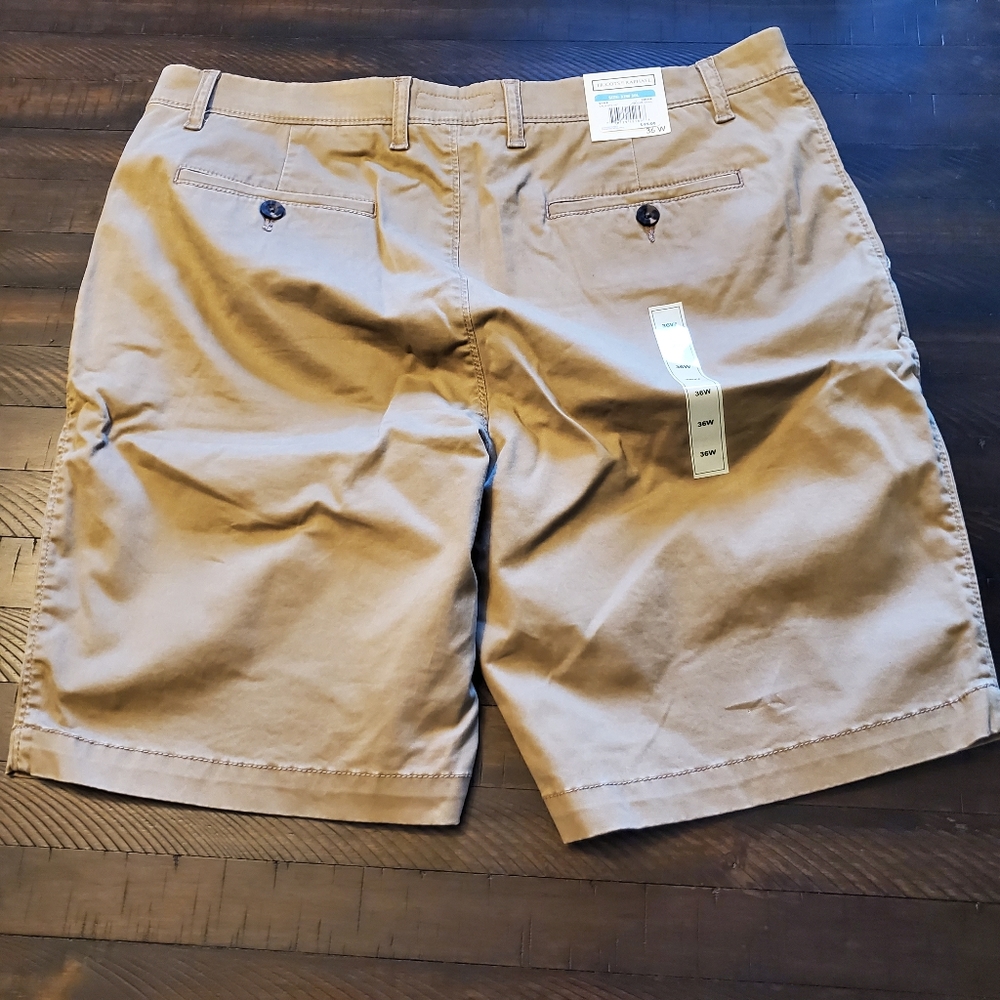 Tricot St. Raphael Cotton Stretch Washed Short - Picture 2 of 8